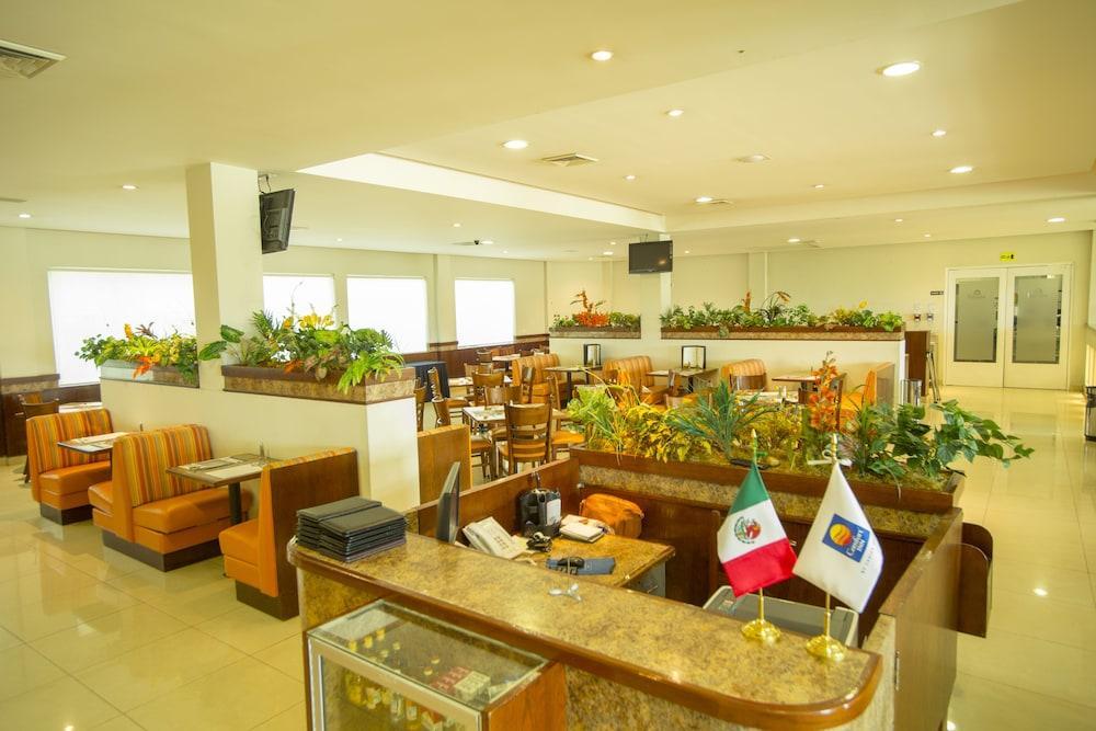 Comfort Inn Monterrey Norte San Nicolas de los Garza Exterior photo