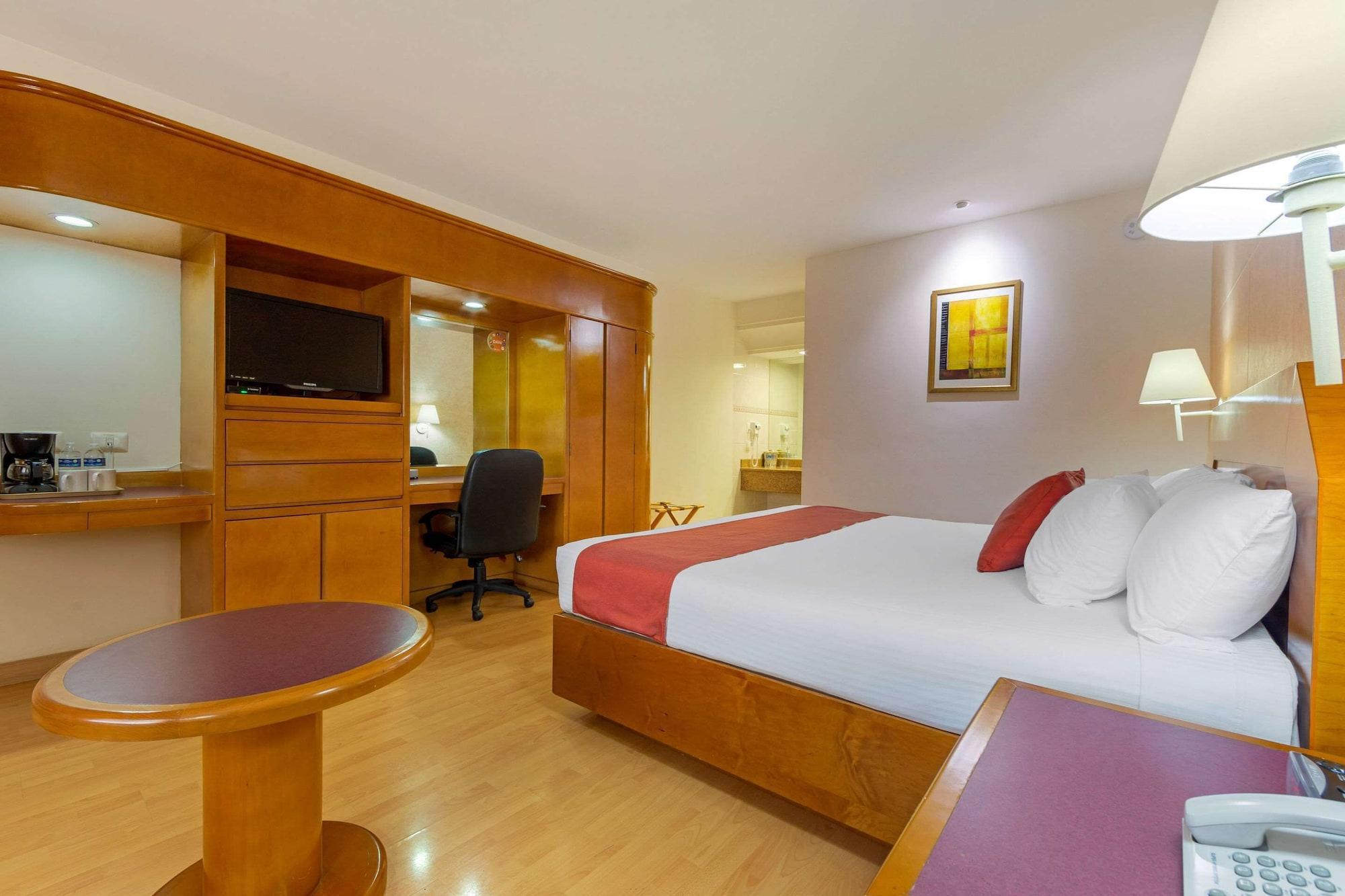 Comfort Inn Monterrey Norte San Nicolas de los Garza Exterior photo
