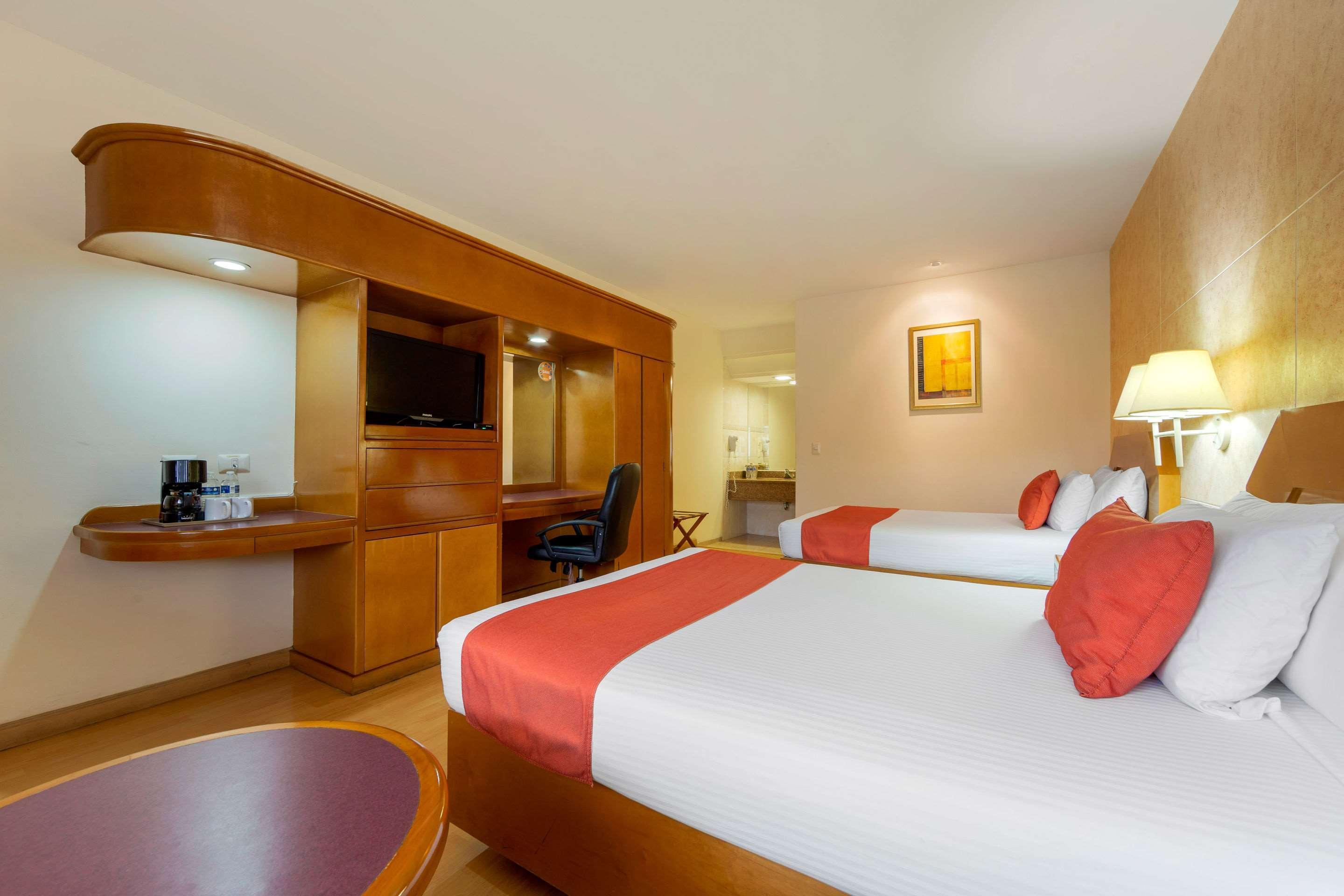 Comfort Inn Monterrey Norte San Nicolas de los Garza Exterior photo