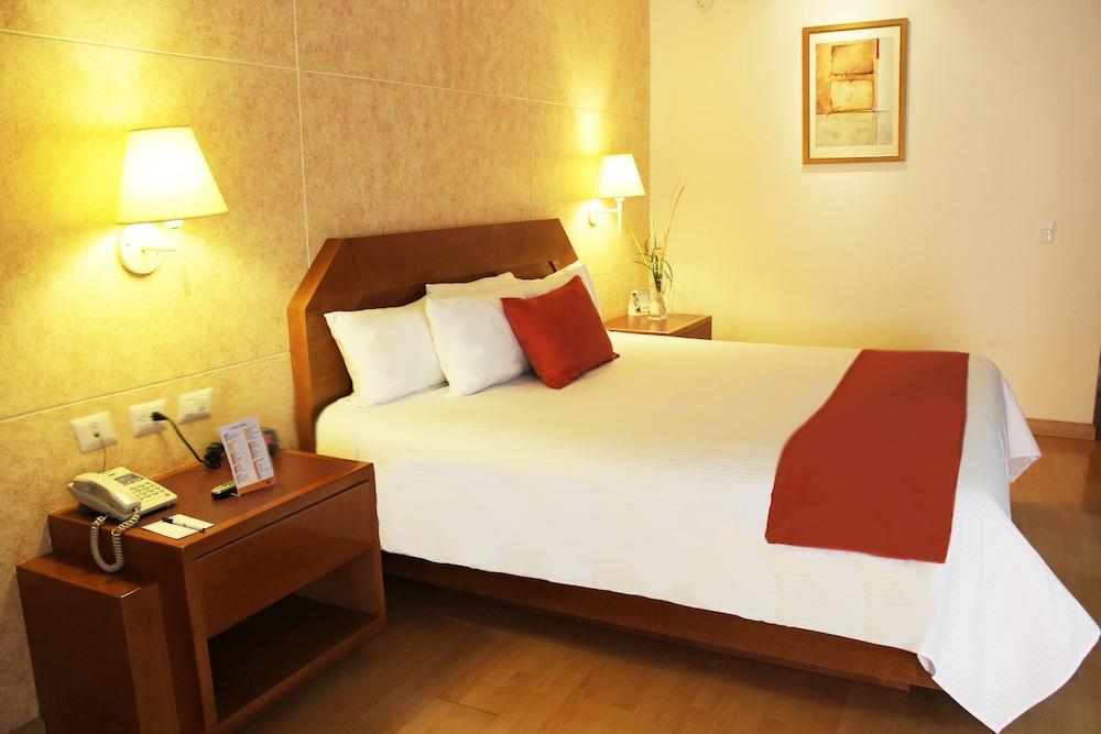 Comfort Inn Monterrey Norte San Nicolas de los Garza Exterior photo