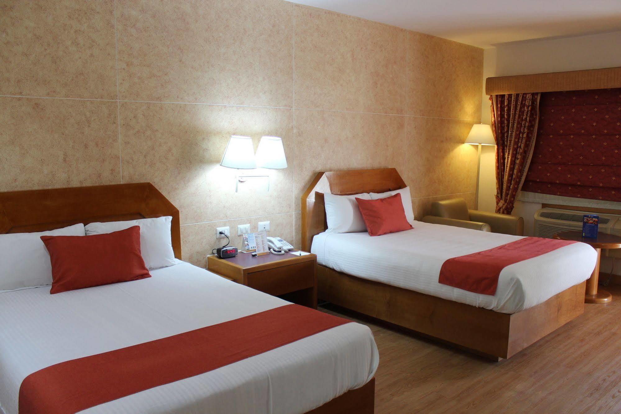 Comfort Inn Monterrey Norte San Nicolas de los Garza Exterior photo